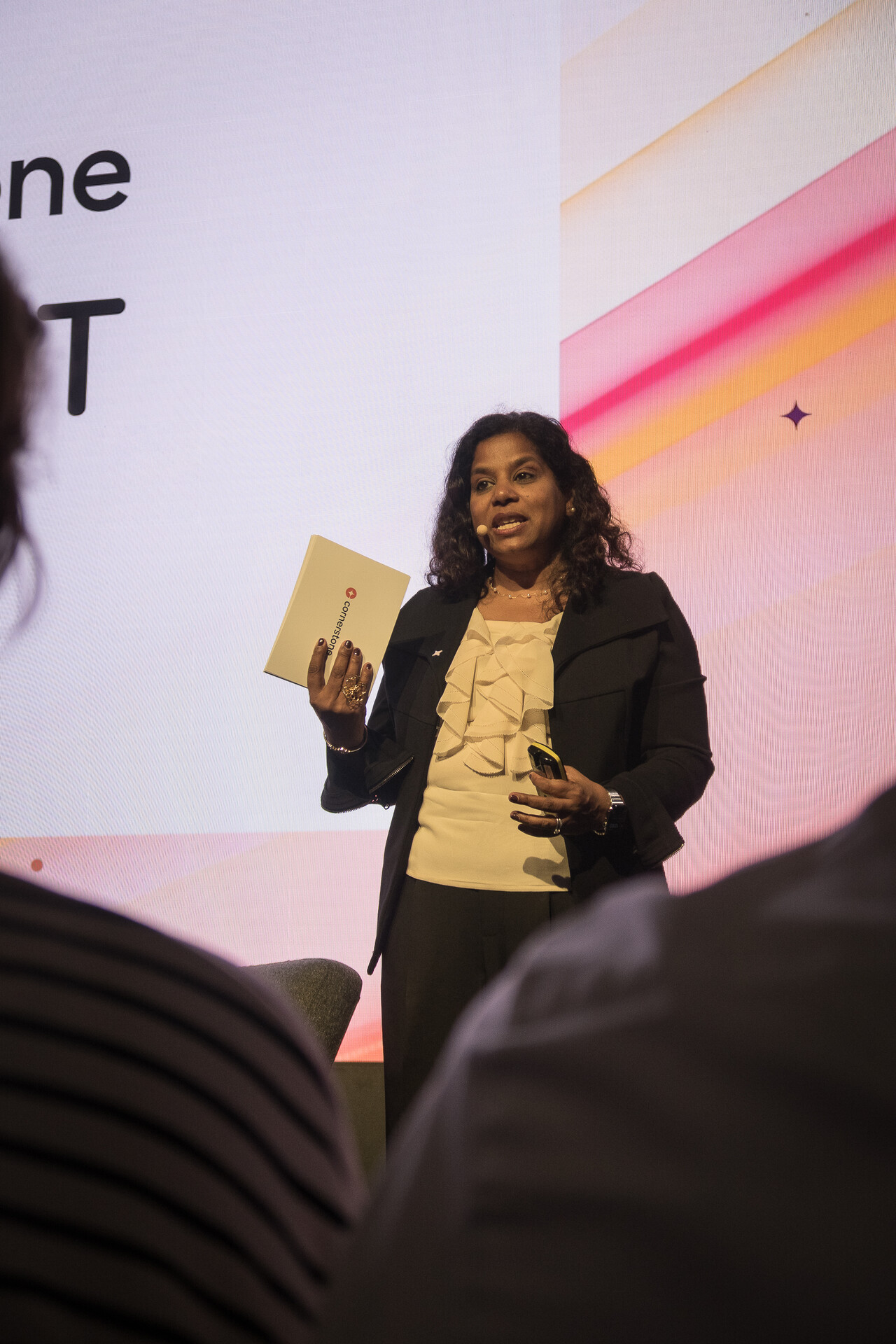 Mini Peiris (Cornerstone) — a skills-first session on the main stage.